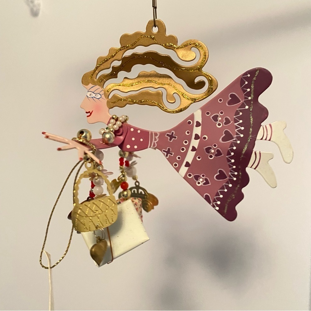 Silvestri Fanciful Flights By Karen Rossi Mom Metal Art Hanging Ornament - Picture 7 of 15
